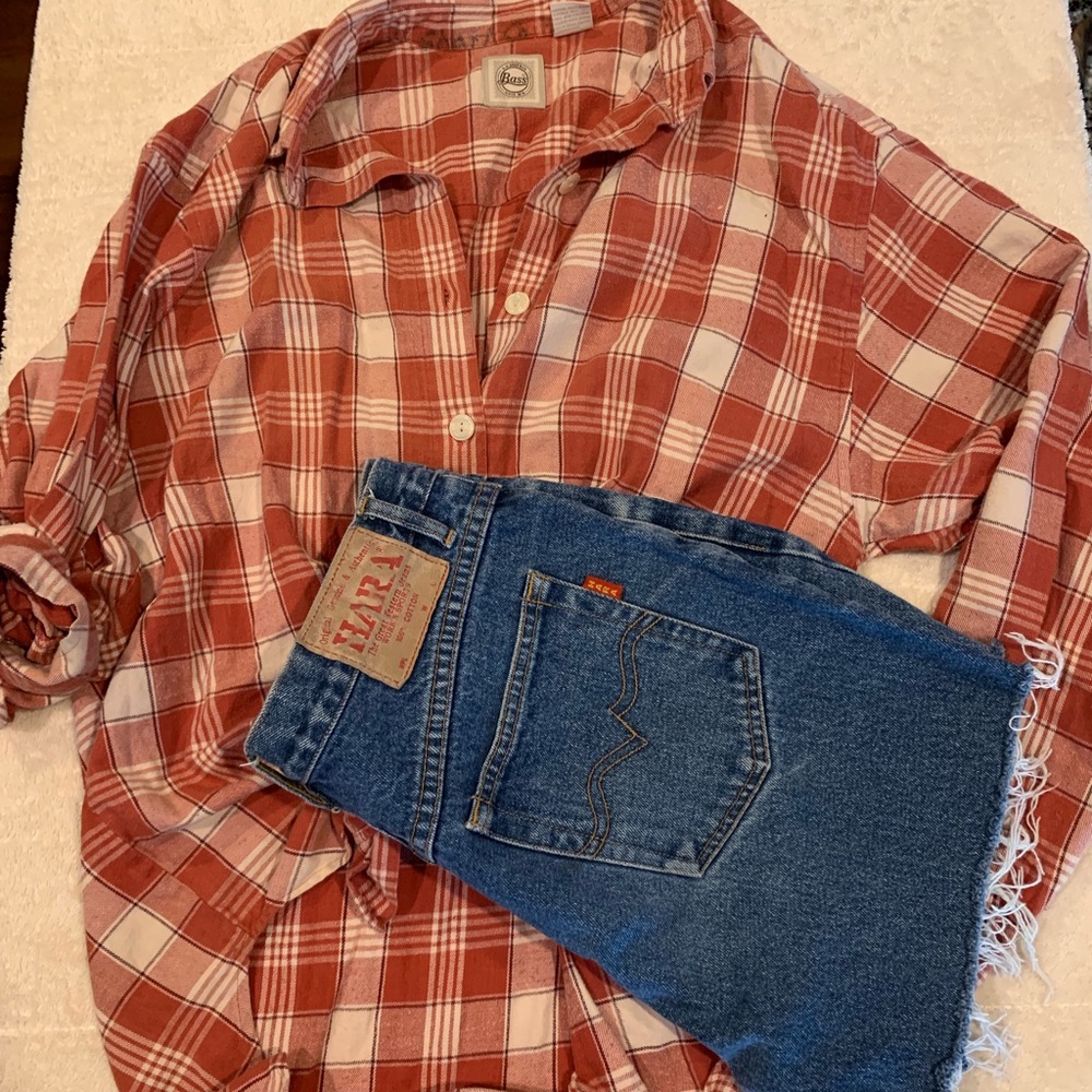 🍭Distressed Shorts & Oversized Flannel Bundle